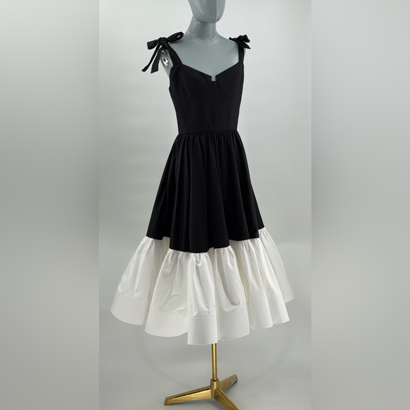 🆕 BRONX & BANCO 🧿 NWOT Catalina Two-Tone Sweetheart Midi Dress, Sz M US 6 - Picture 3 of 14